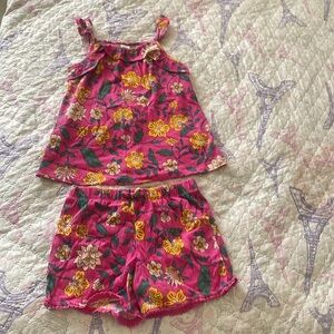 A Floral matching shirt and pants set